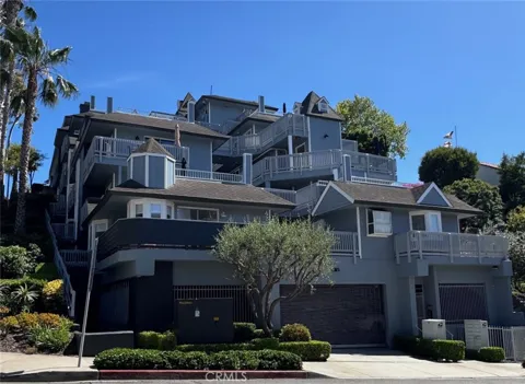 485 Mermaid Street #411