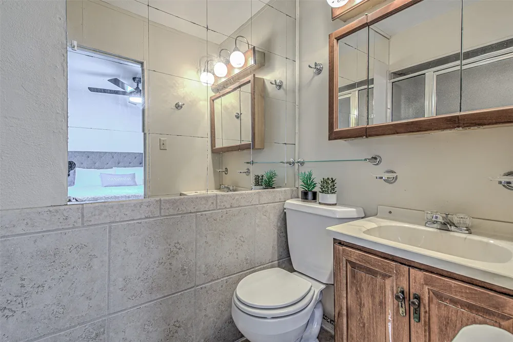 5304 Bedford Street Kingsland, TX 78639