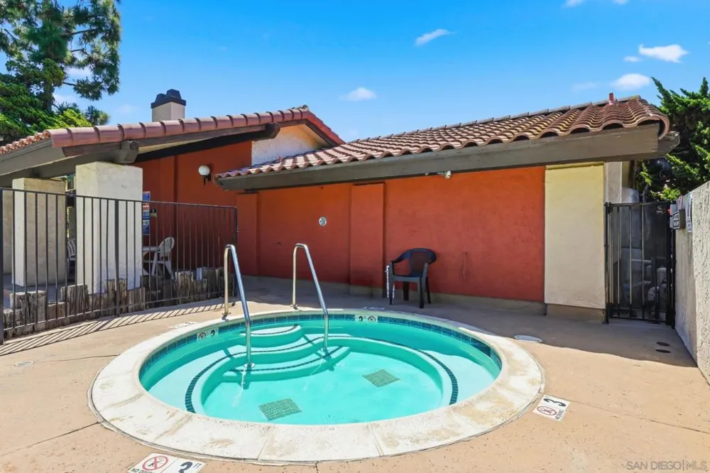 13768 Ruette Le Parc #C Del Mar, CA 92014