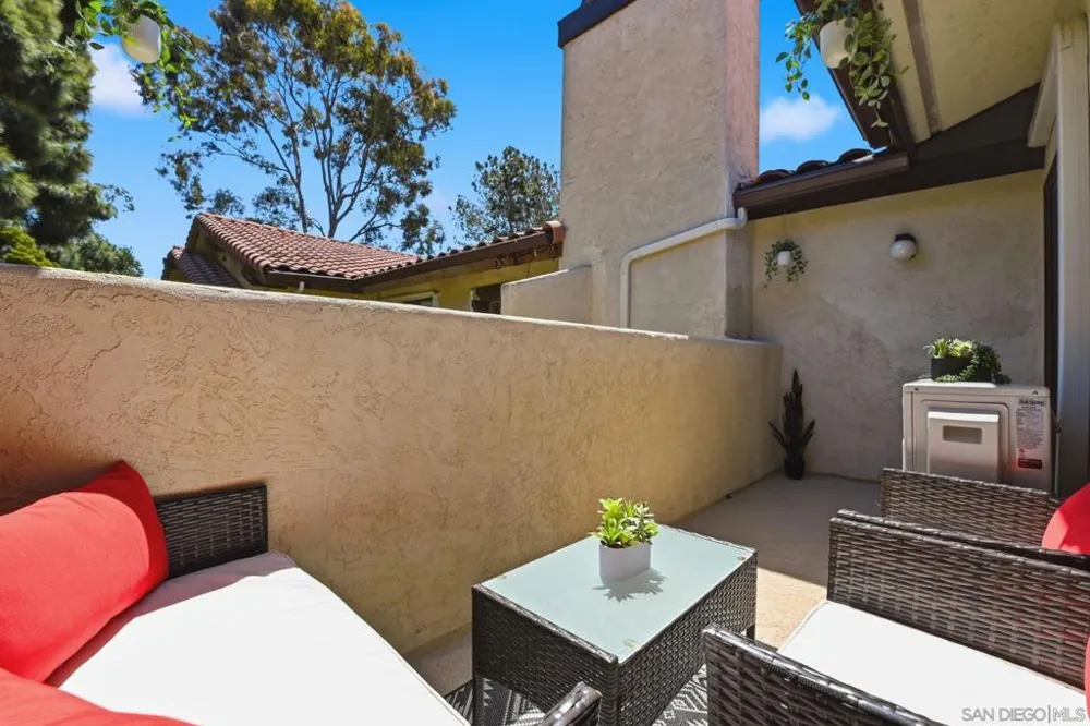 13768 Ruette Le Parc #C Del Mar, CA 92014