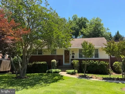 3419 BEECHCRAFT DRIVE