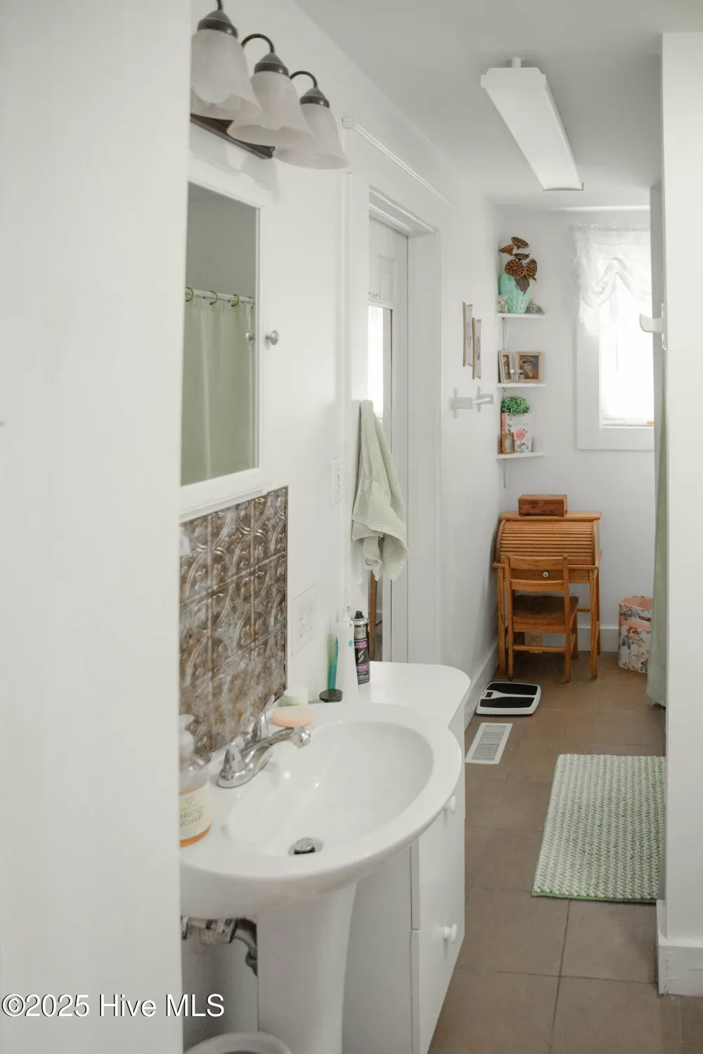 203 Minturn Avenue Hamlet, NC 28345