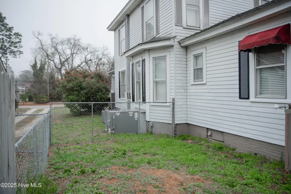 203 Minturn Avenue Hamlet, NC 28345