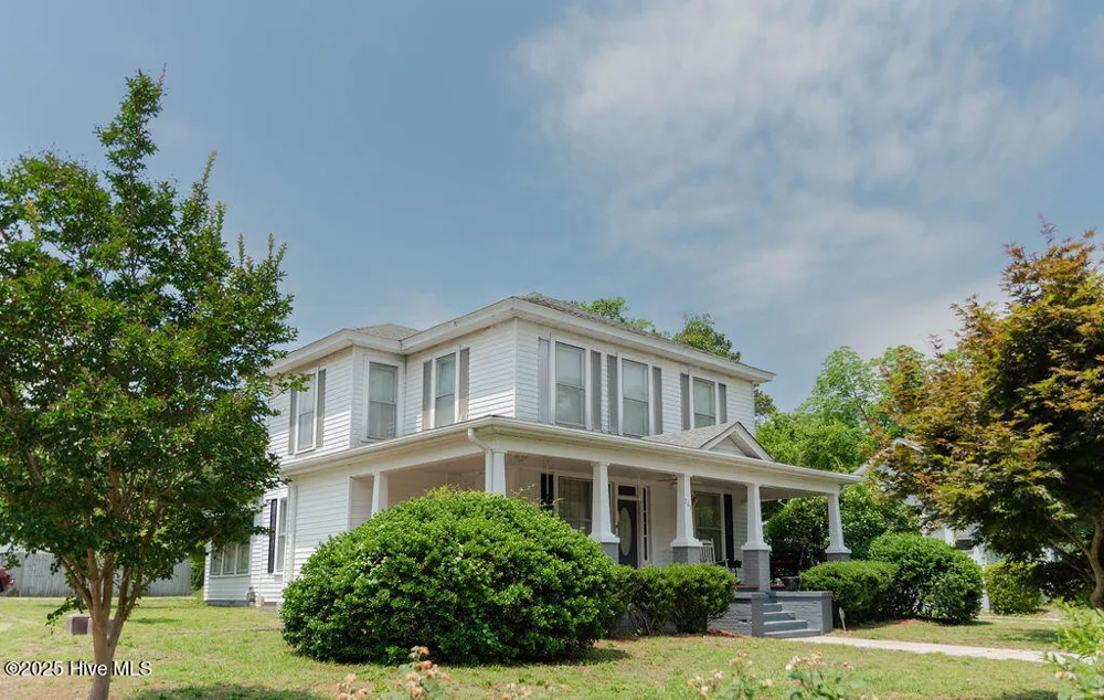 203 Minturn Avenue Hamlet, NC 28345