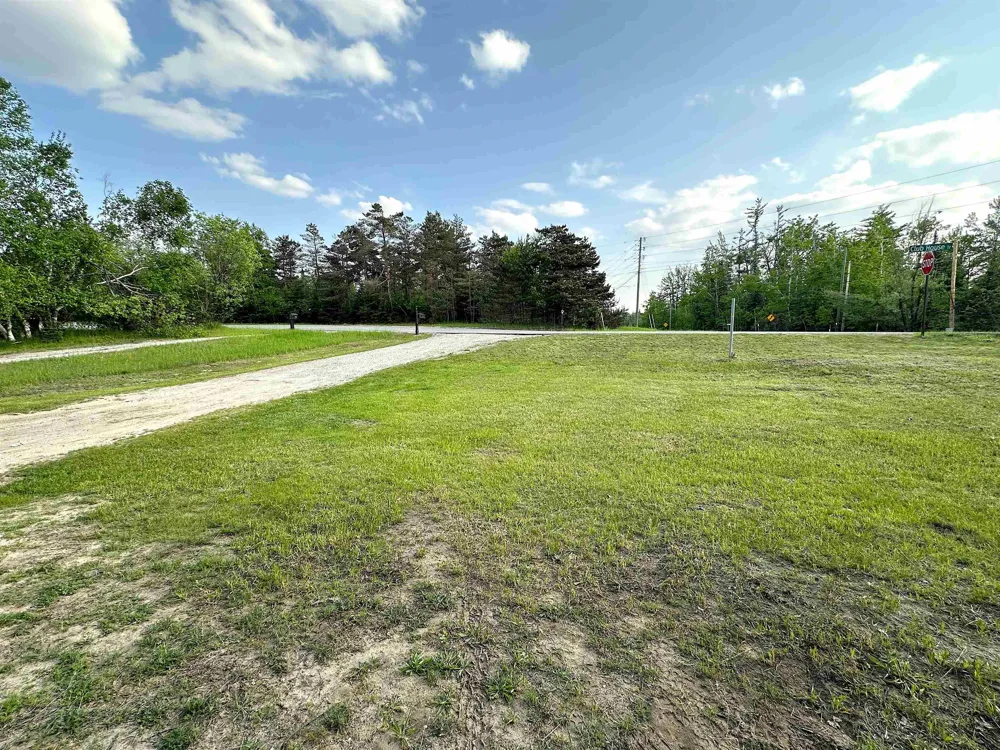 5472 Clubhouse Trail Gaylord City, MI 49735