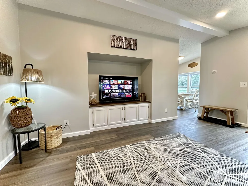 5472 Clubhouse Trail Gaylord City, MI 49735
