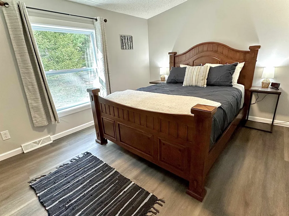 5472 Clubhouse Trail Gaylord City, MI 49735
