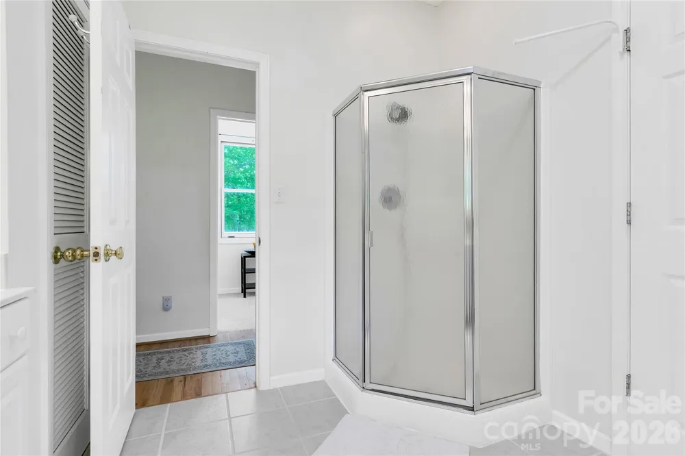 154 Chestnut Lane Cedar Mountain, NC 28718