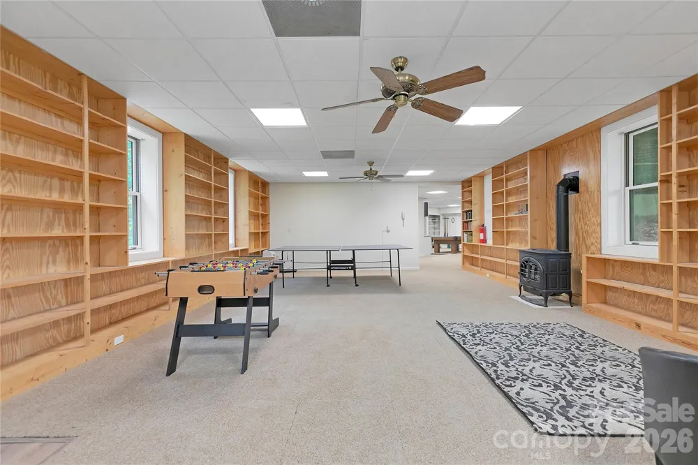 154 Chestnut Lane Cedar Mountain, NC 28718