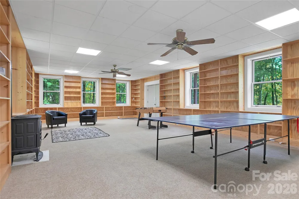 154 Chestnut Lane Cedar Mountain, NC 28718