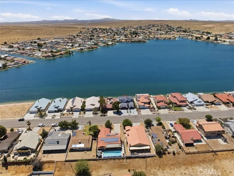 26515 Blue Water Helendale, CA 92342