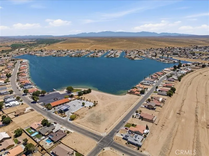 26515 Blue Water Helendale, CA 92342