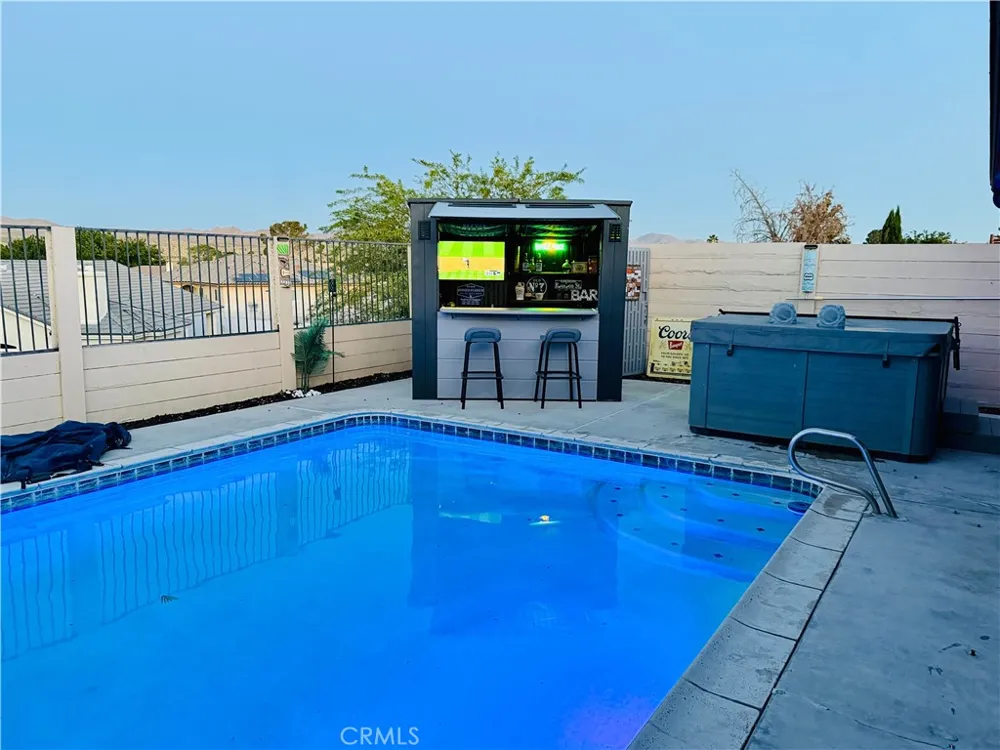26515 Blue Water Helendale, CA 92342
