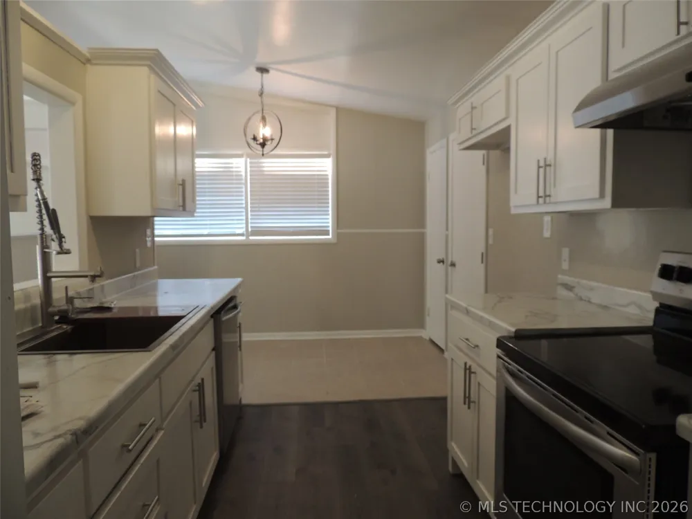 6552 E 27th Place Tulsa, OK 74129