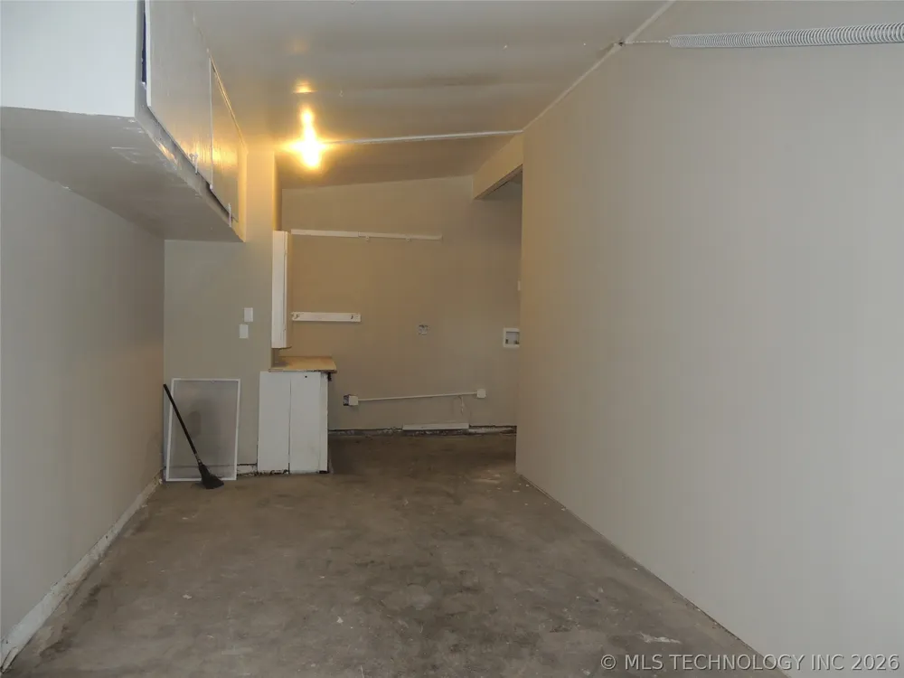 6552 E 27th Place Tulsa, OK 74129