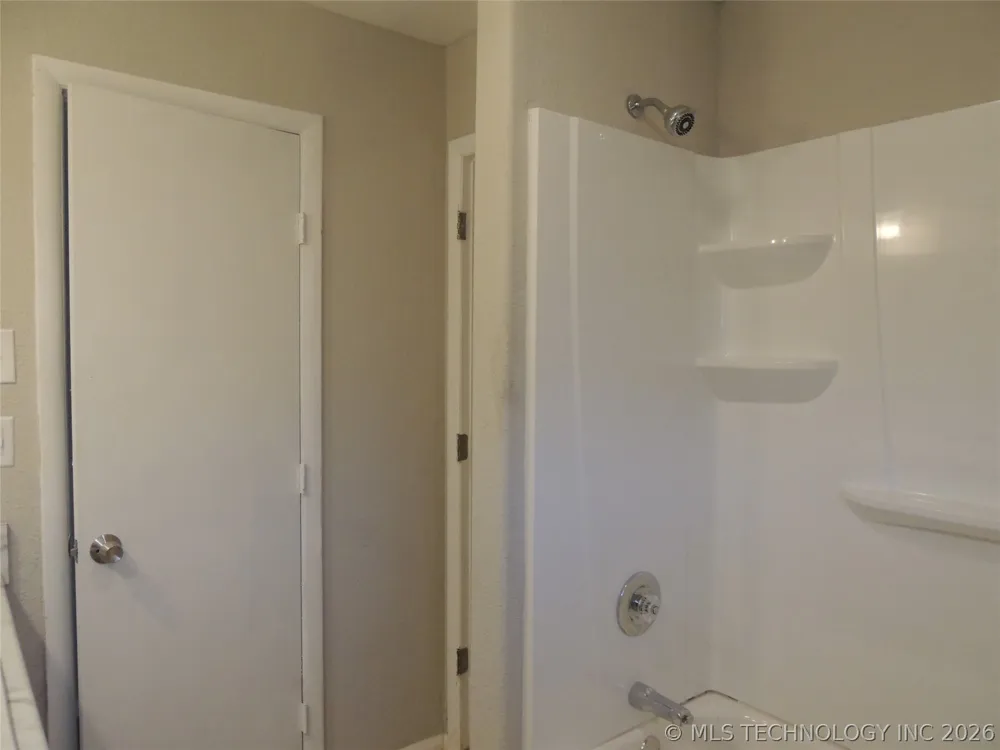 6552 E 27th Place Tulsa, OK 74129