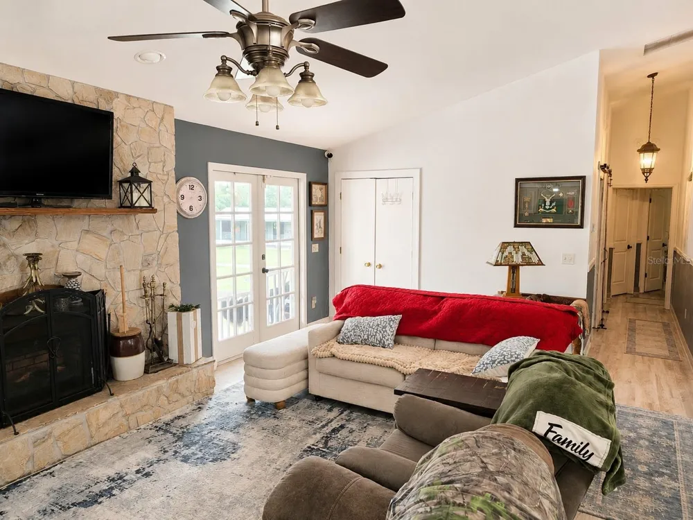 12820 NW 116TH PLACE Alachua, FL 32615