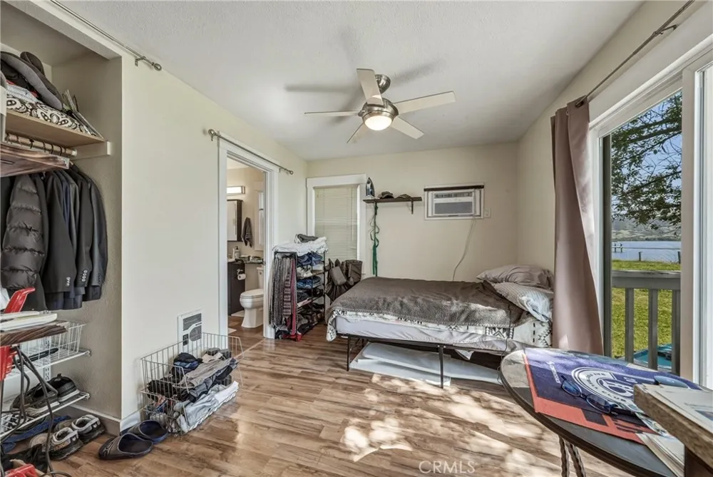4550 Lakeshore Lakeport, CA 95453
