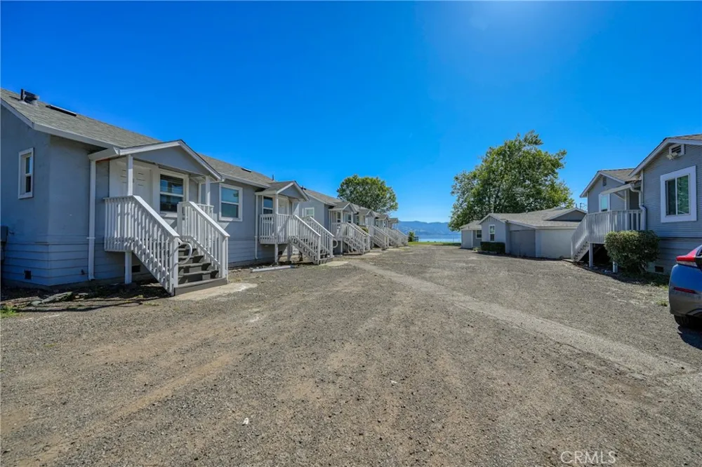 4550 Lakeshore Lakeport, CA 95453