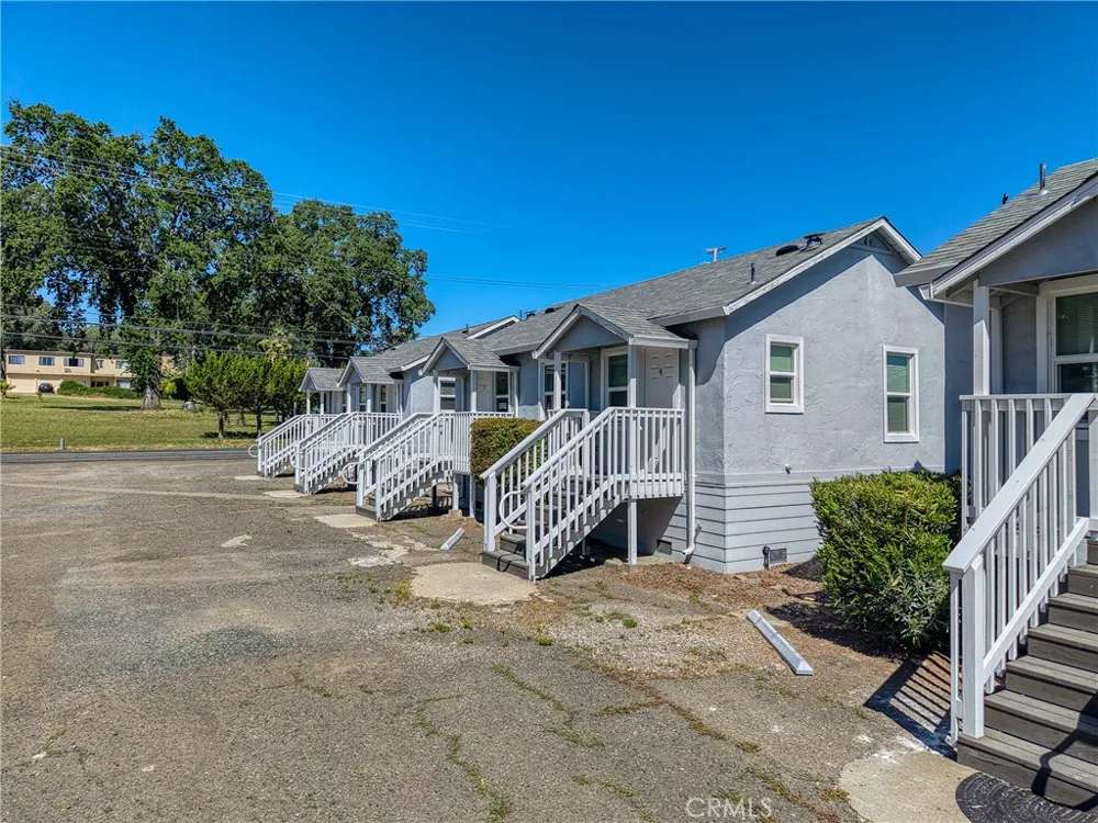 4550 Lakeshore Lakeport, CA 95453