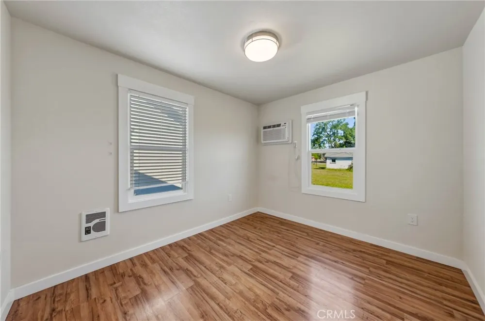 4550 Lakeshore Lakeport, CA 95453