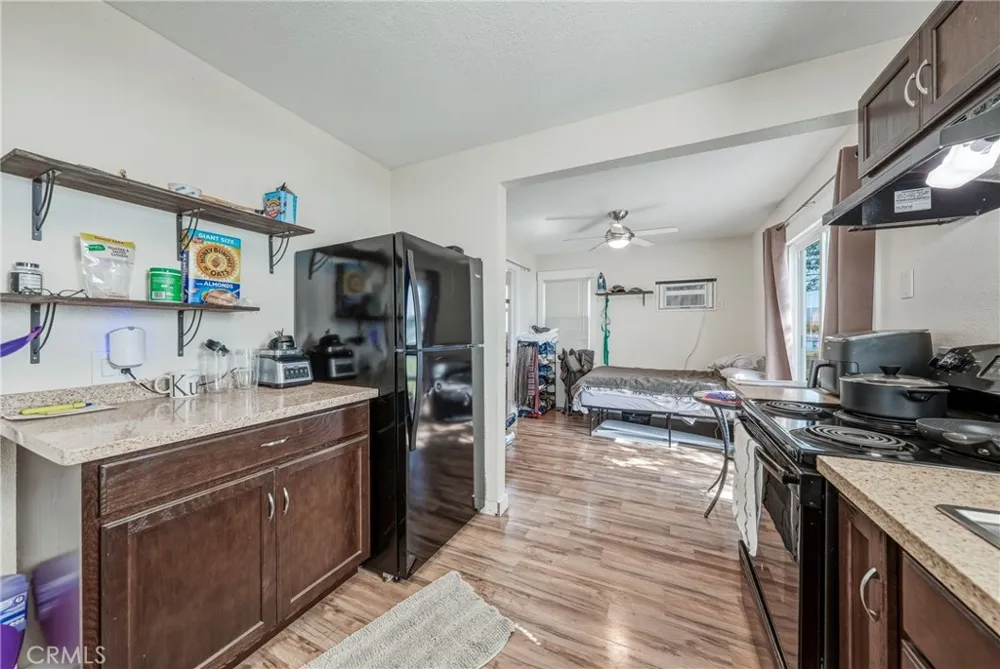 4550 Lakeshore Lakeport, CA 95453