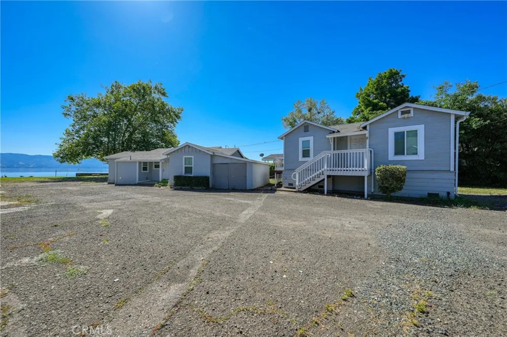 4550 Lakeshore Lakeport, CA 95453
