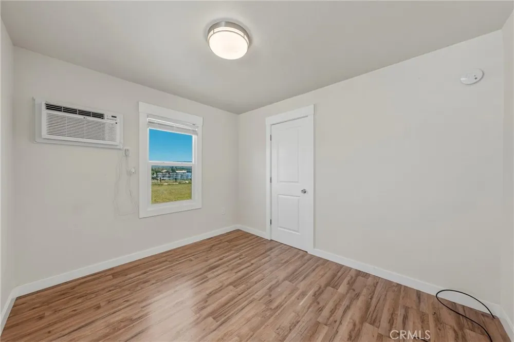 4550 Lakeshore Lakeport, CA 95453