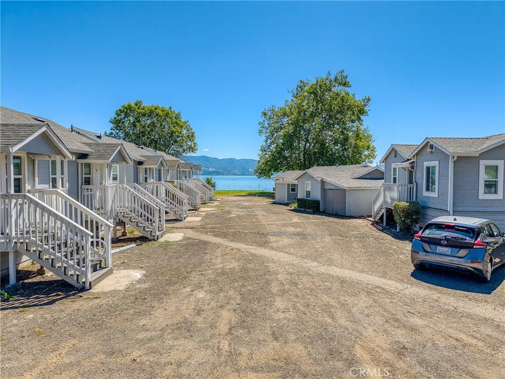 4550 Lakeshore Lakeport, CA 95453