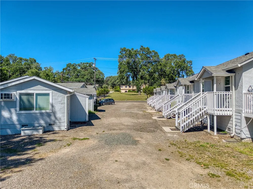 4550 Lakeshore Lakeport, CA 95453