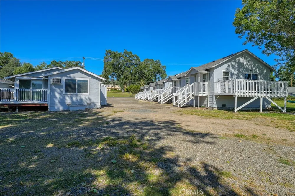 4550 Lakeshore Lakeport, CA 95453