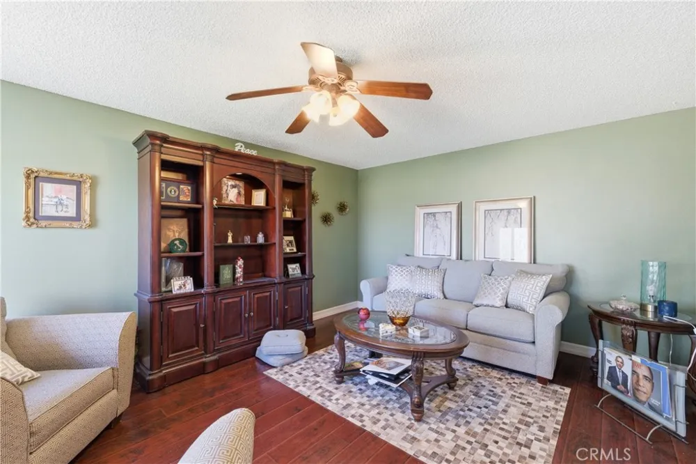 8801 Hickory California City, CA 93505