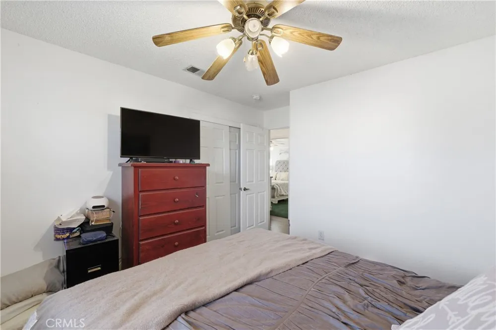 8801 Hickory California City, CA 93505