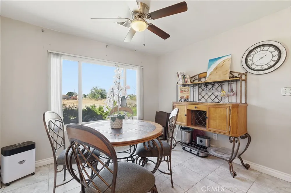 8801 Hickory California City, CA 93505