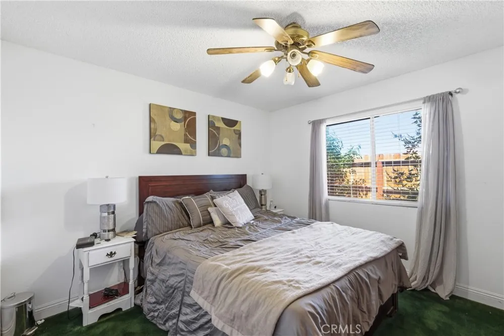 8801 Hickory California City, CA 93505