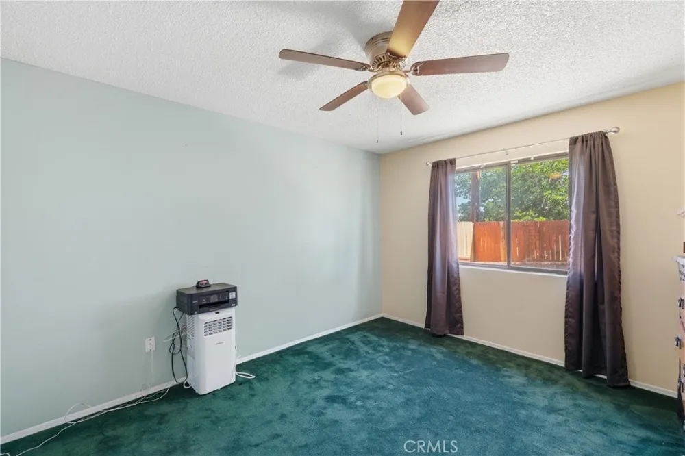8801 Hickory California City, CA 93505