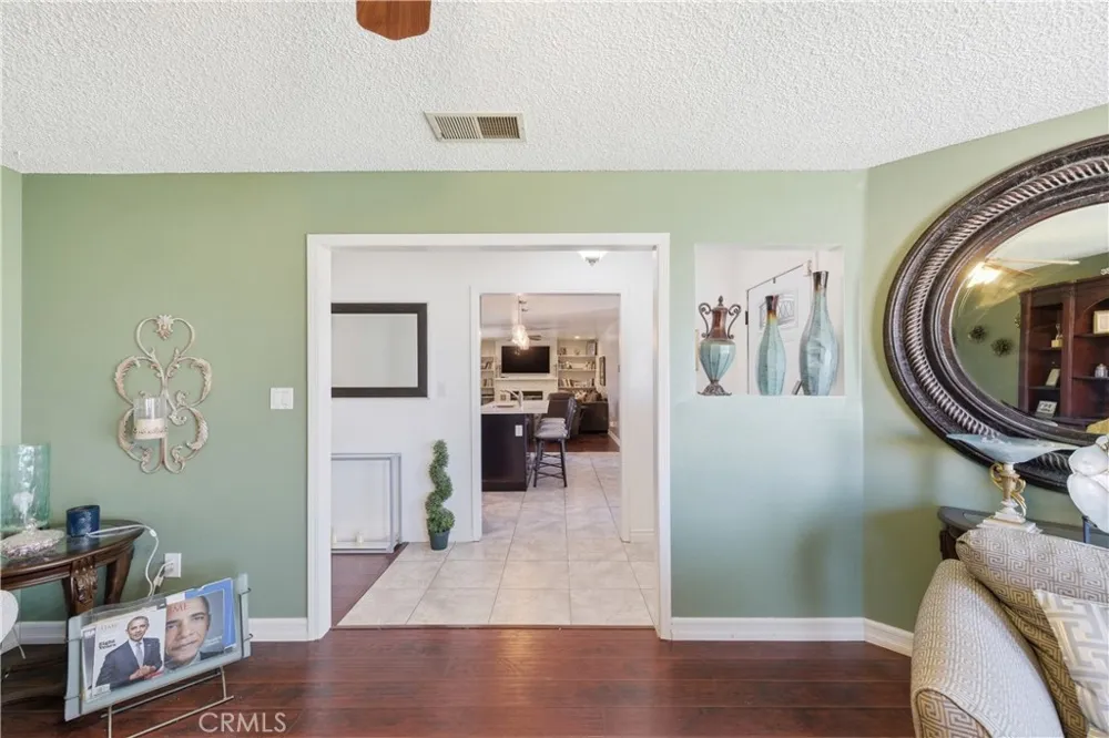 8801 Hickory California City, CA 93505