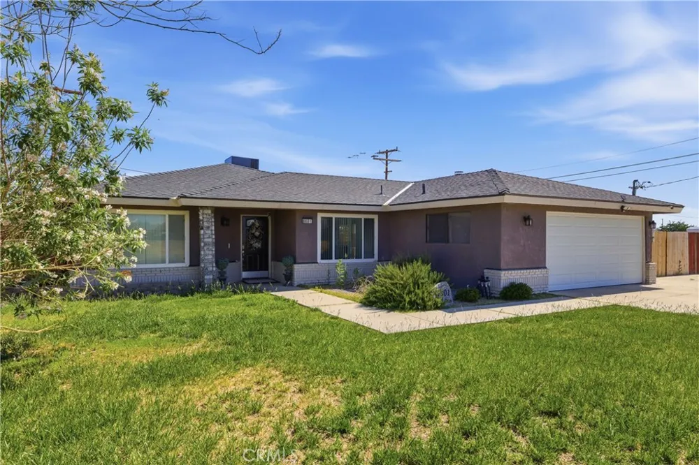 8801 Hickory California City, CA 93505