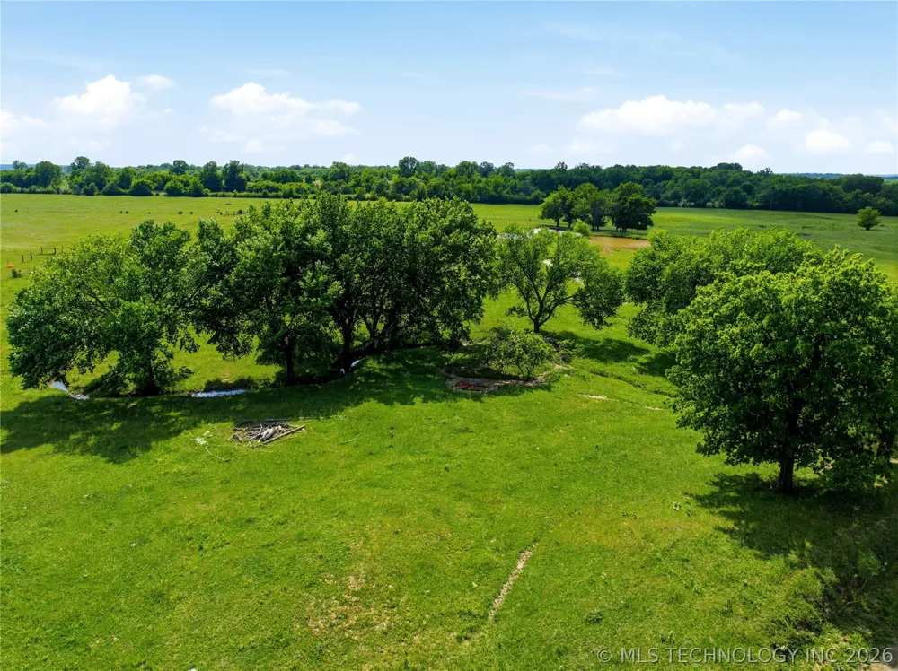25 W 62 Highway Morris, OK 74445