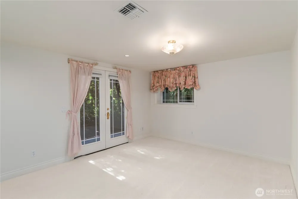 115 Reynvaan Drive Aberdeen, WA 98520