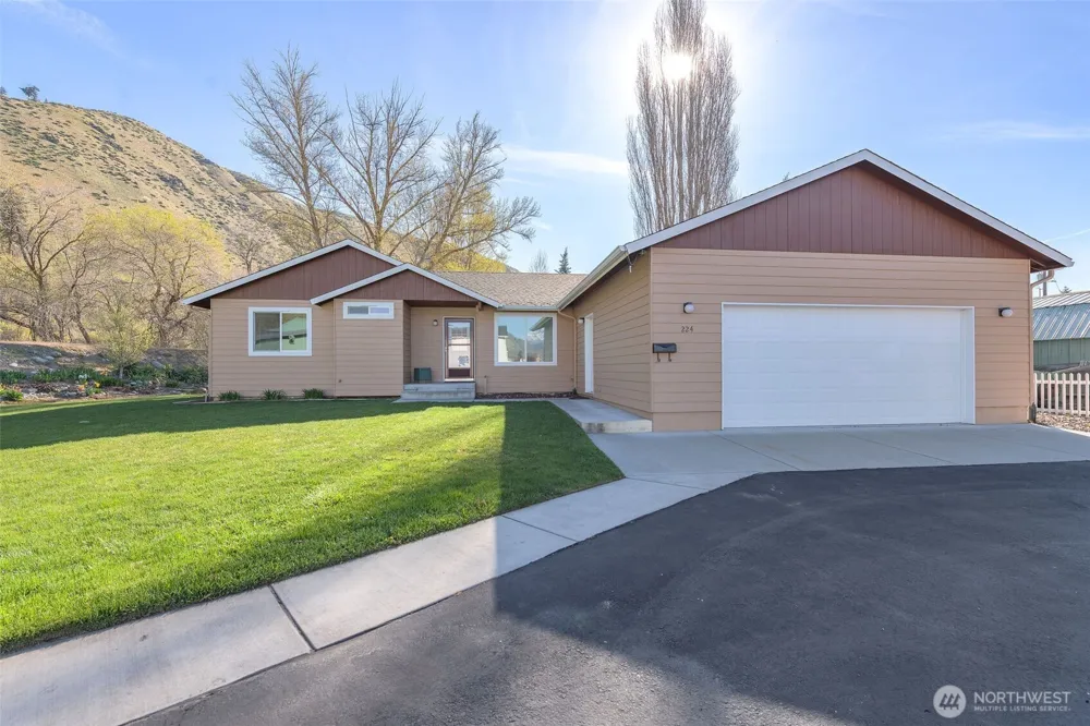 224 Vine Street Cashmere, WA 98815