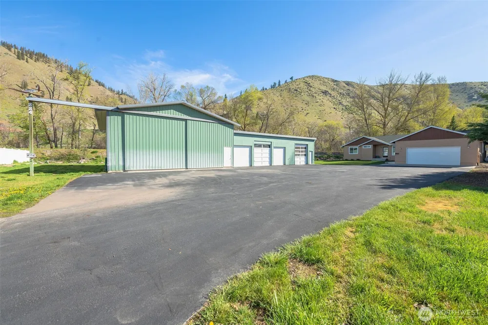 224 Vine Street Cashmere, WA 98815