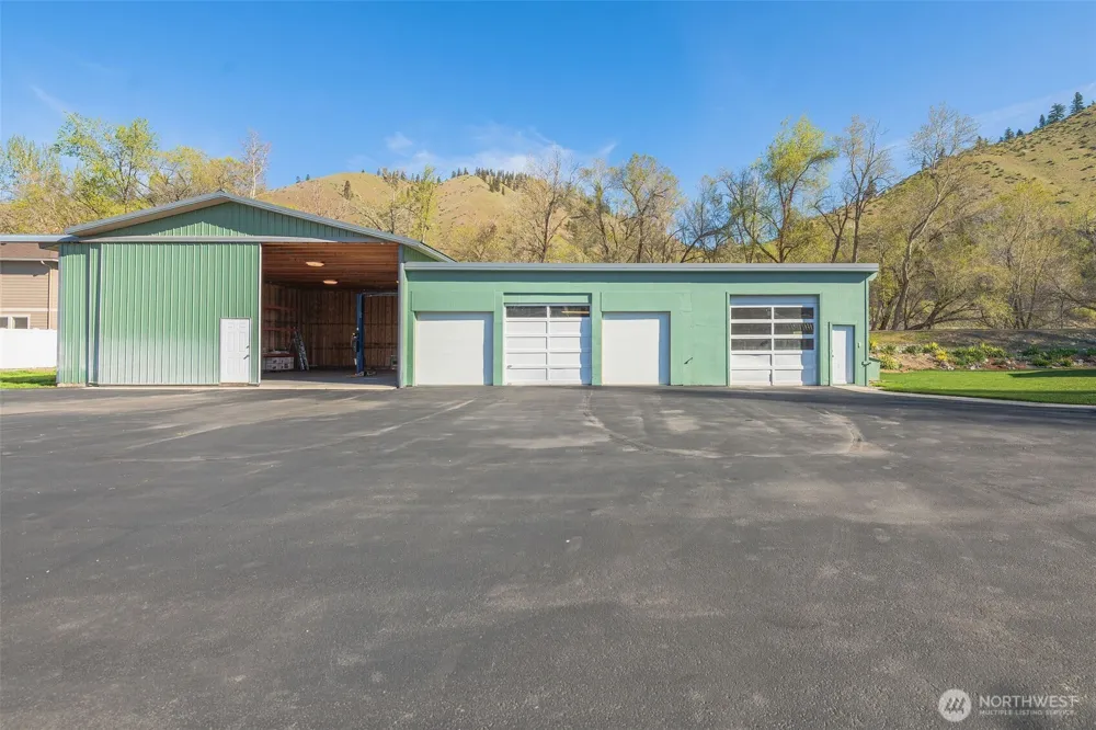 224 Vine Street Cashmere, WA 98815