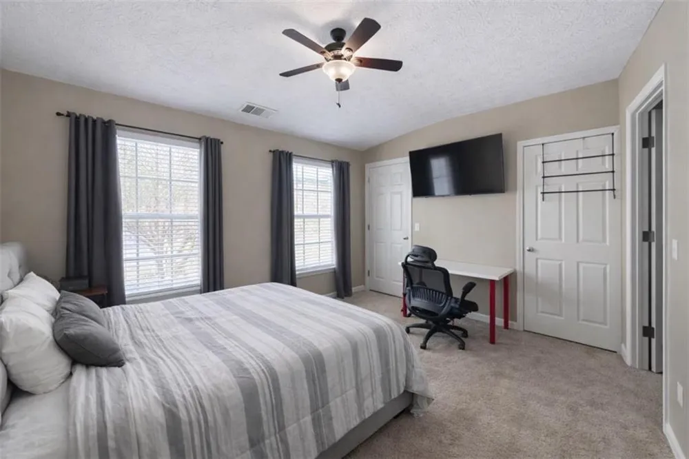 6198 Shoals Loop Union City, GA 30291