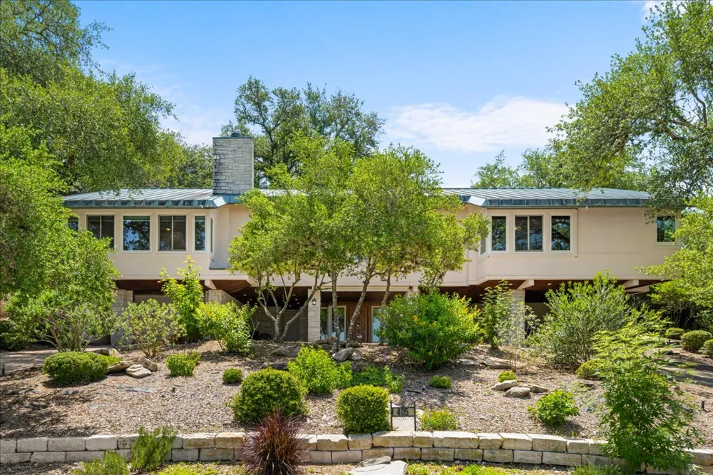 405 Valley View Drive La Grange, TX 78945