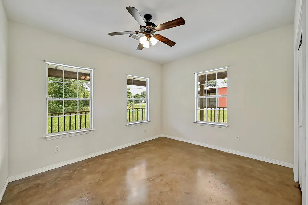 11791 Silver Springs Road Rockdale, TX 76567