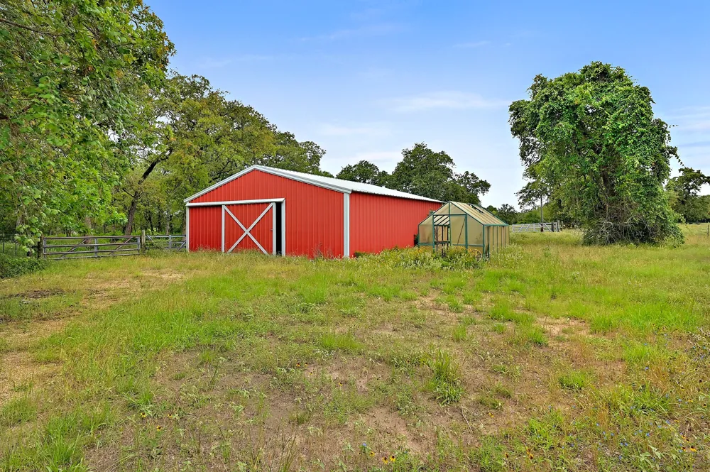 11791 Silver Springs Road Rockdale, TX 76567