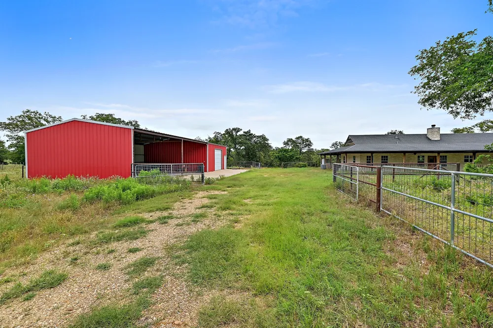 11791 Silver Springs Road Rockdale, TX 76567