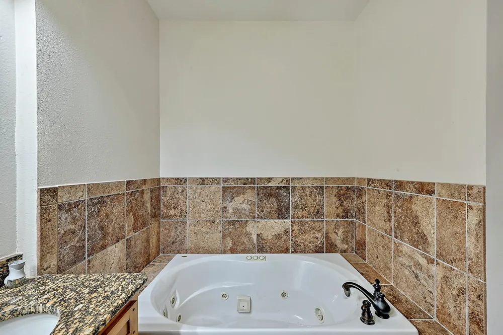 11791 Silver Springs Road Rockdale, TX 76567