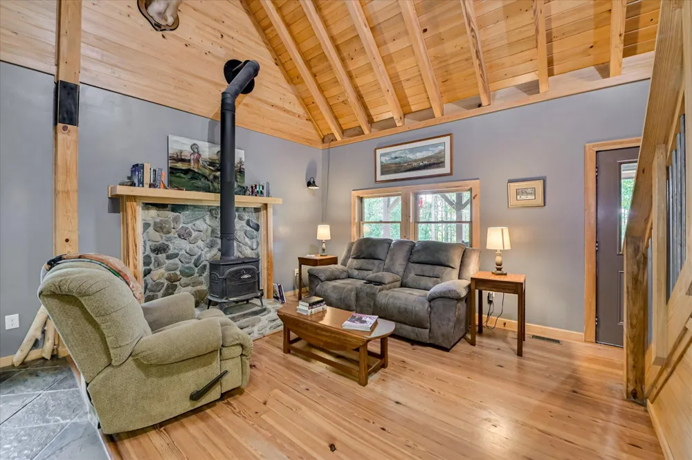 196 Brodie Hall Road Wagener, SC 29164